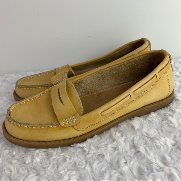Bed Stu Shoes - Bed Stu Soft Yellow Leather Loafers